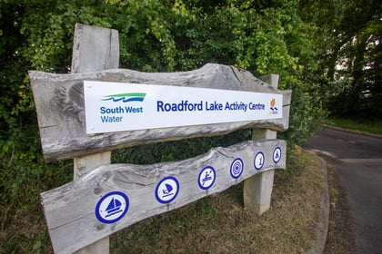 UPDATE: two still missing in Roadford Lake boat capsize