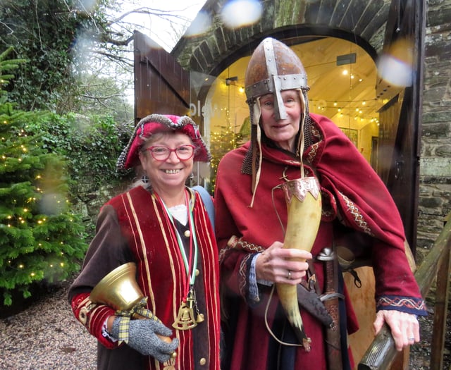 PICTURE GALLERY: Wassailing away the evil spirits for a good harvest