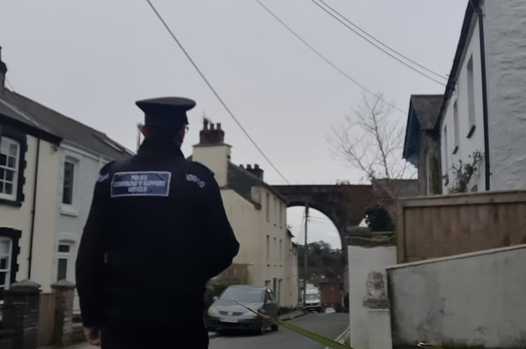 Police in Bannawell Street