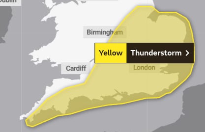 Yellow warning of thunderstorms today