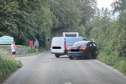 Crash on the road to Lamerton