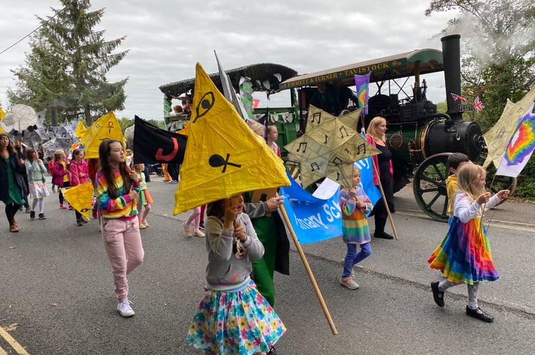 Tavistock Carnival children