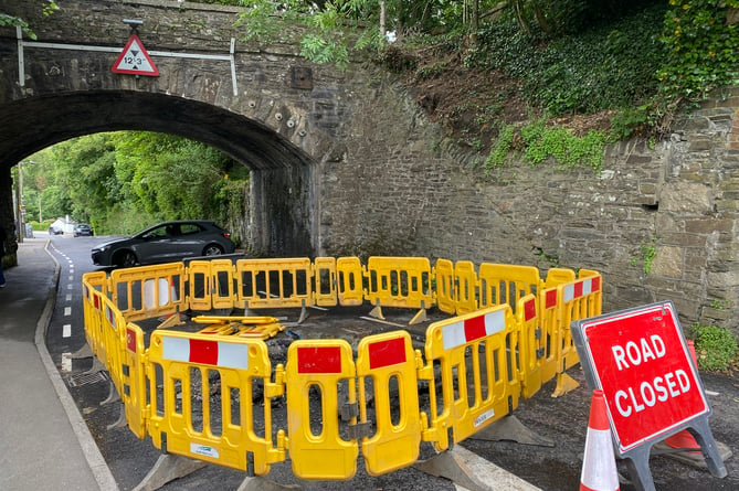 Pixon Lane in Tavistock is partially closed after a water pipe leak.