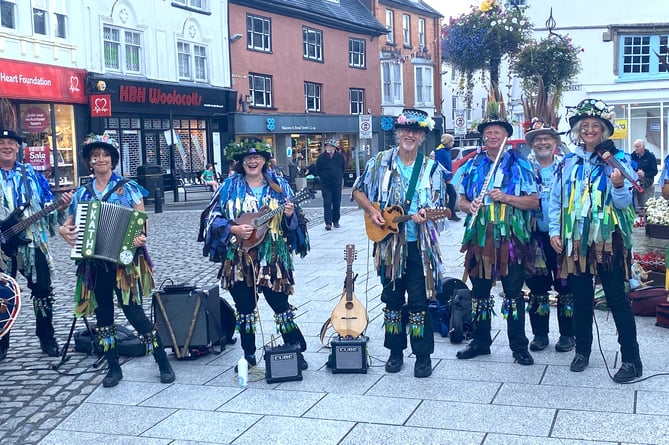 The Dartmoor Border Morris performing